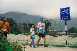 BIB: 8178
                            <button type="button" onclick="openModal(18898104)" class="btn btn-primary btn-sm float-right btn-popup" data-toggle="modal" data-target=".modal-high-quality">
                        <i class="fas fa-shopping-cart"></i> Add to Cart
                    </button>
                                            <button type="button" onclick="isThisMe(18898104, true)" class="btn btn-success btn-sm float-right btn-popup btn-isme hidden" data-toggle="tooltip" data-placement="bottom" title="นี่คือรูปของคุณใช่ไหม คลิกที่นี่เพื่อเอาเข้าอัลบั้ม">
                        <i class="fas fa-plus"></i> Add to album
                    </button>
                    <button type="button" onclick="isThisMe(18898104, false)" class="btn btn-warning btn-sm float-right btn-popup btn-isnotme hidden">
                        <i class="fas fa-ban"></i> Remove from album
                    </button>